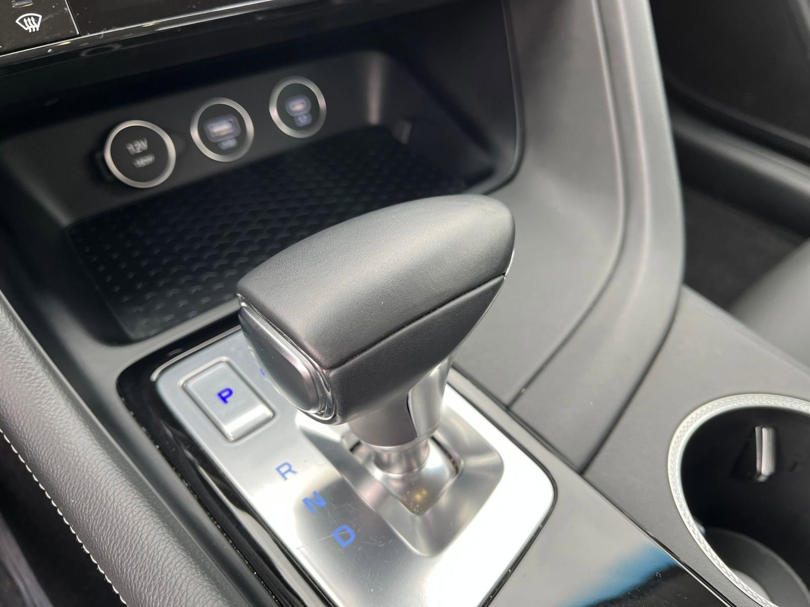 Used 2025 Genesis G70 2.5T AWD/4WD image 43