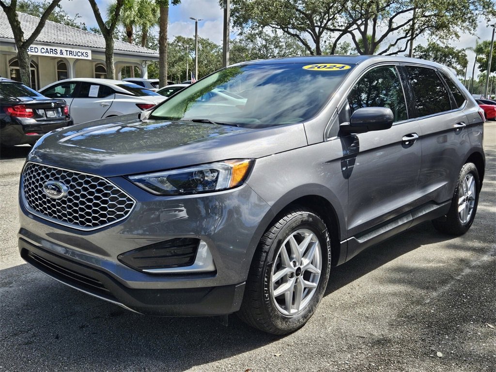 Used 2024 Ford Edge SEL