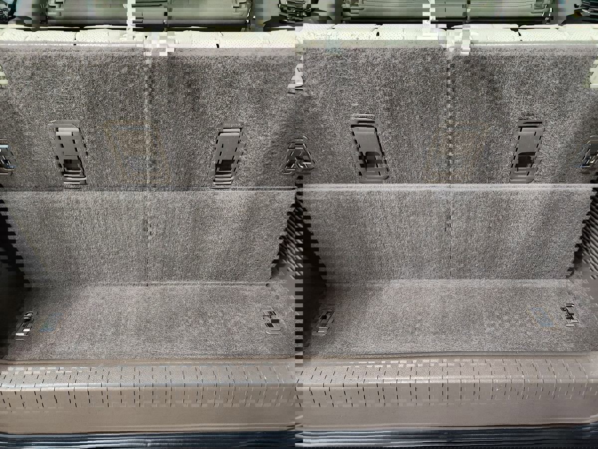 Used 2015 Lexus GX 460 w/ Premium Package image 54