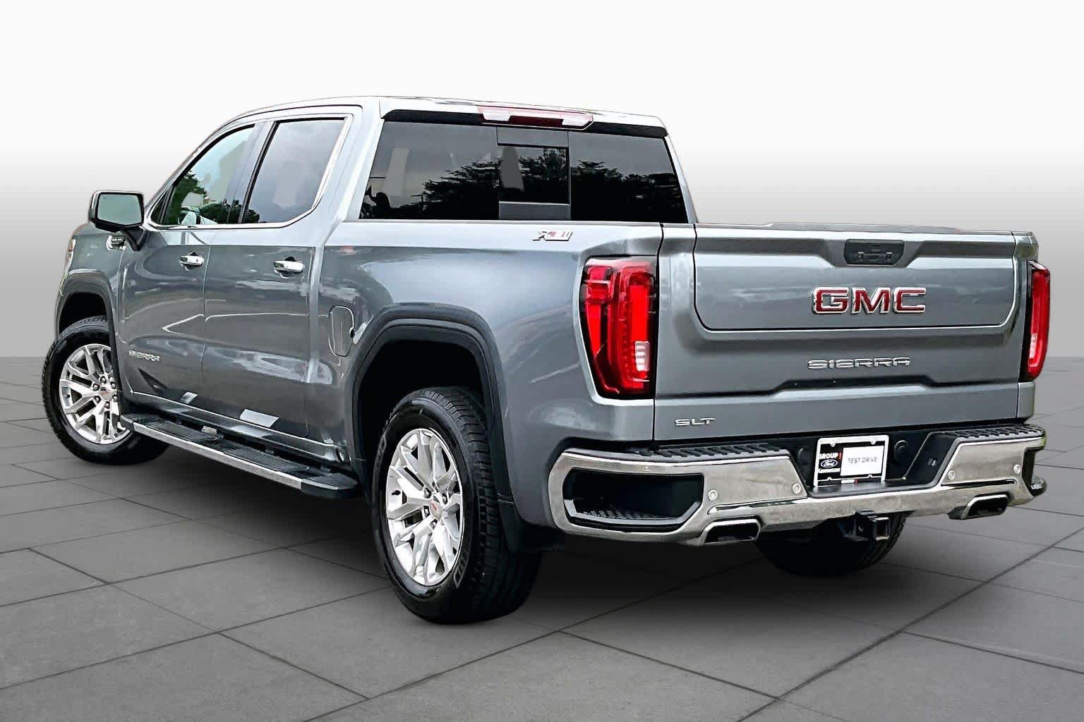 Used 2019 GMC Sierra 1500 SLT w/ SLT Premium Plus Package AWD/4WD image 12