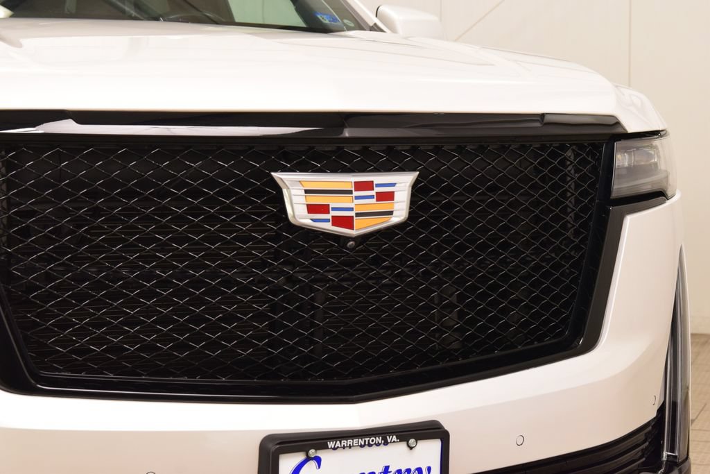 Used 2024 Cadillac Escalade Sport Platinum AWD/4WD image 11