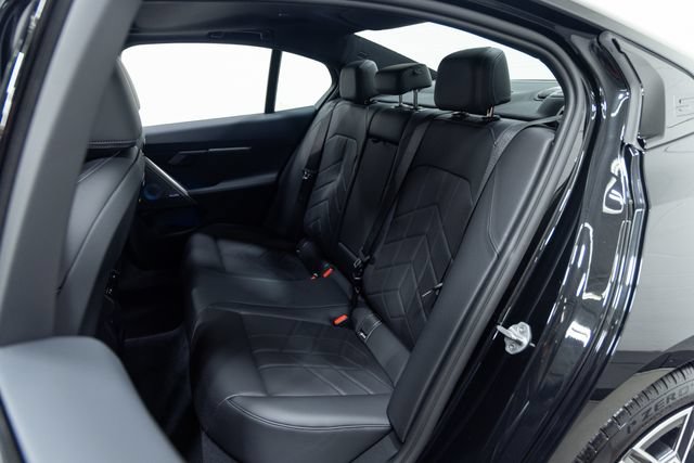 Used 2025 BMW i5 xDrive40 w/ M Sport Package AWD/4WD image 22