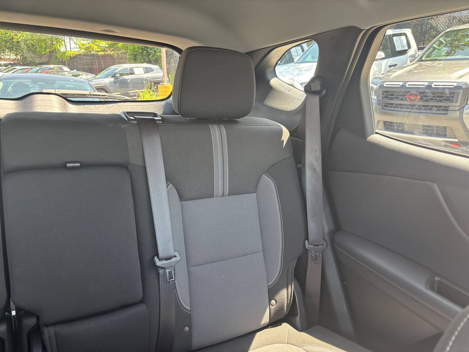 Used 2025 Chevrolet Blazer LT FWD image 32