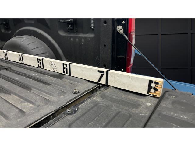 Used 2022 Ford F250 Lariat w/ Black Appearance Package image 18