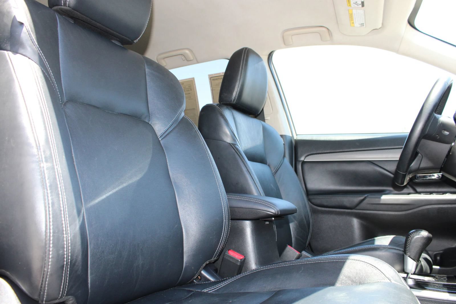Used 2020 Mitsubishi Outlander SEL FWD image 16