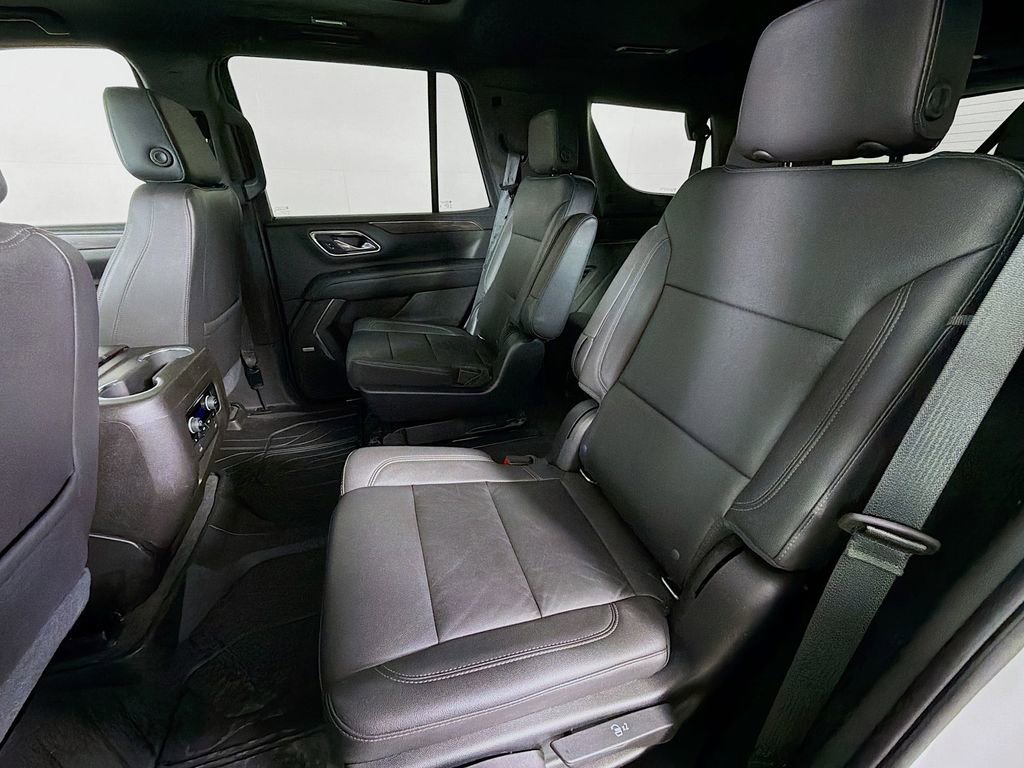 Used 2021 Chevrolet Tahoe Z71 w/ Luxury Package AWD/4WD image 20