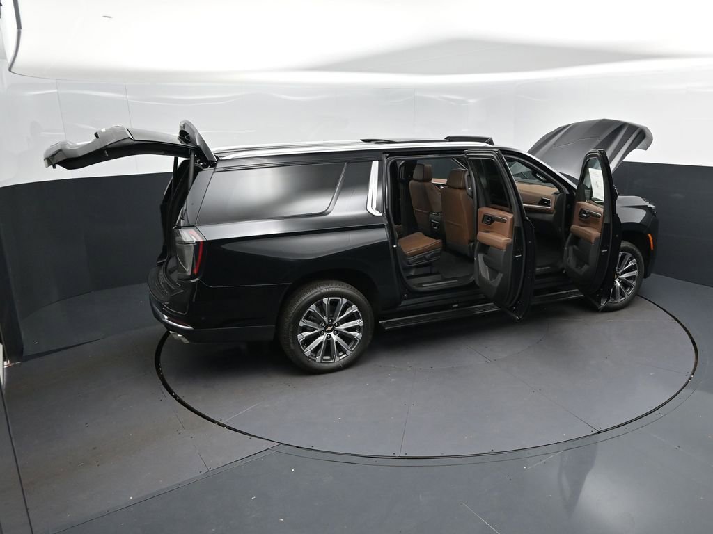 New 2026 Chevrolet Suburban High Country RWD image 71