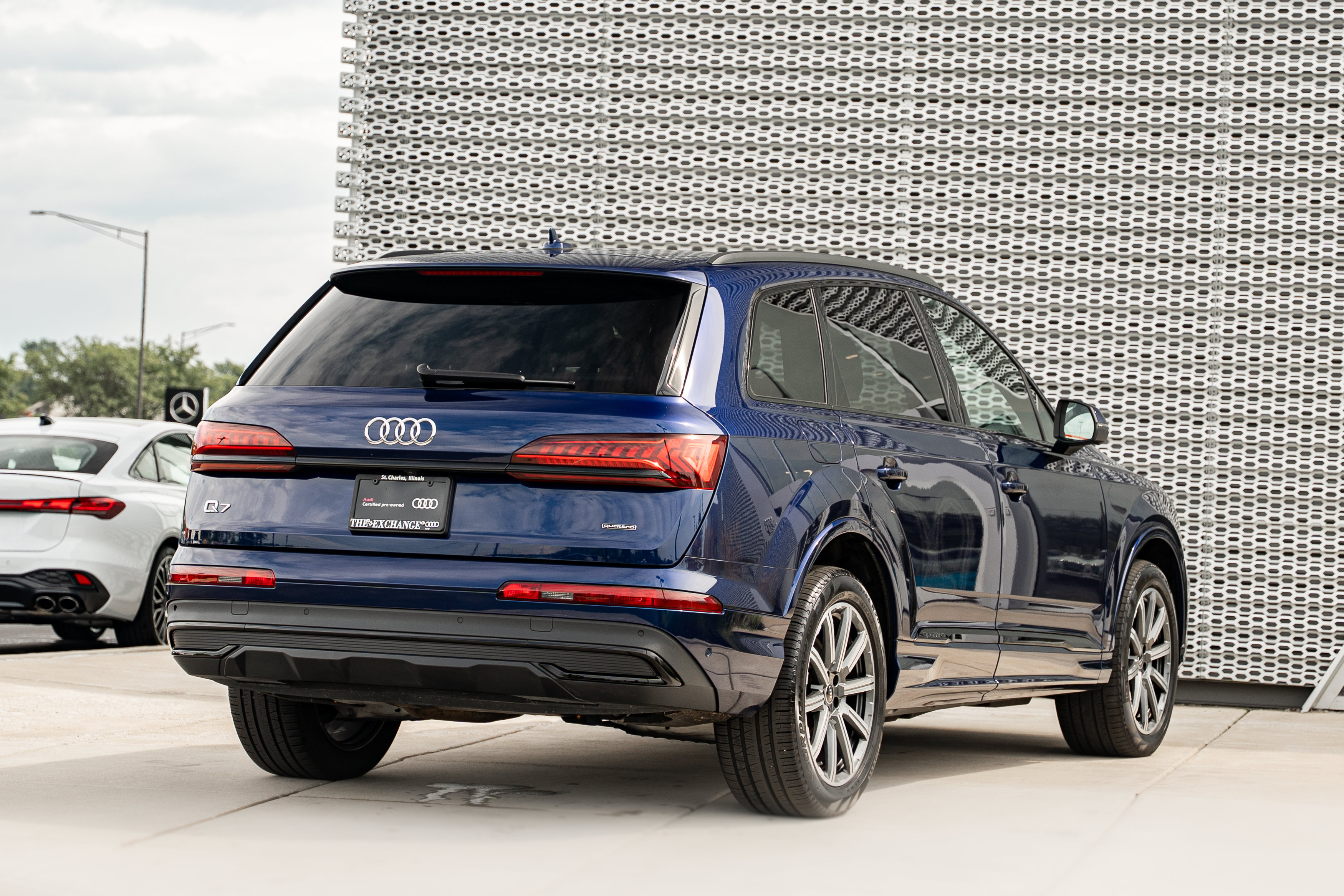 Certified 2024 Audi Q7 2.0T Premium Plus AWD/4WD image 4