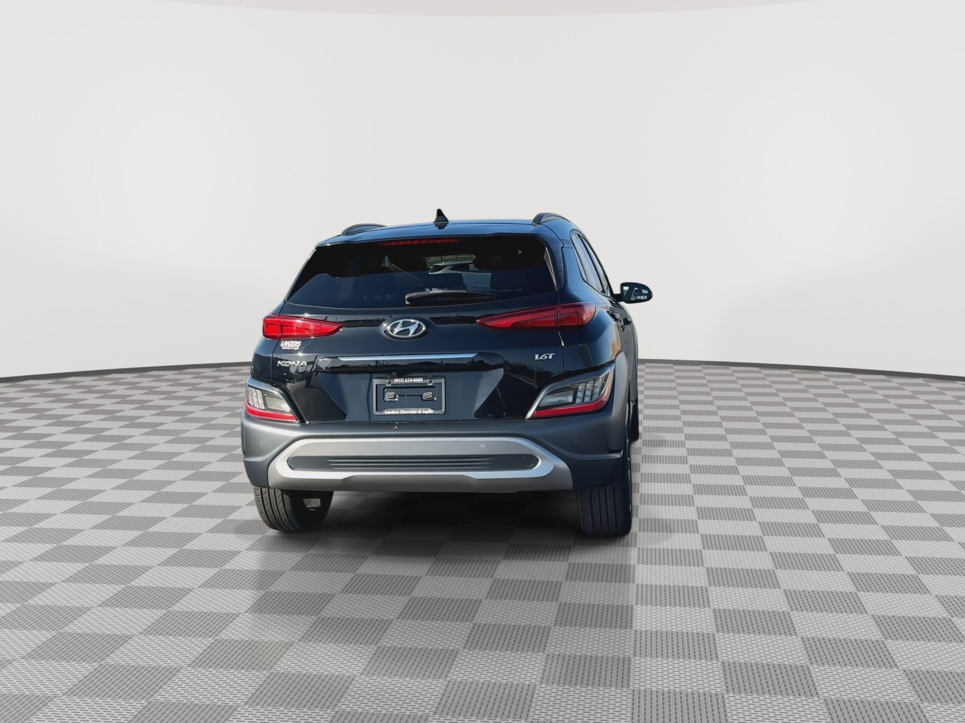 Used 2023 Hyundai Kona Limited w/ Cargo Package FWD image 7