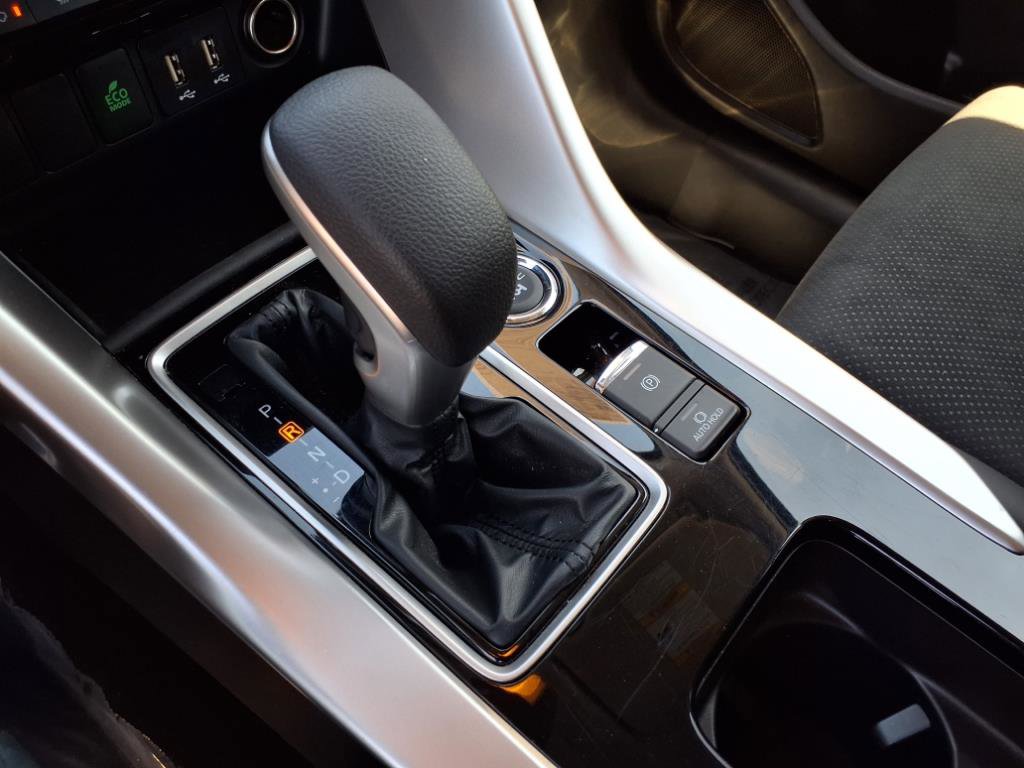 Used 2025 Mitsubishi Eclipse Cross SE image 33