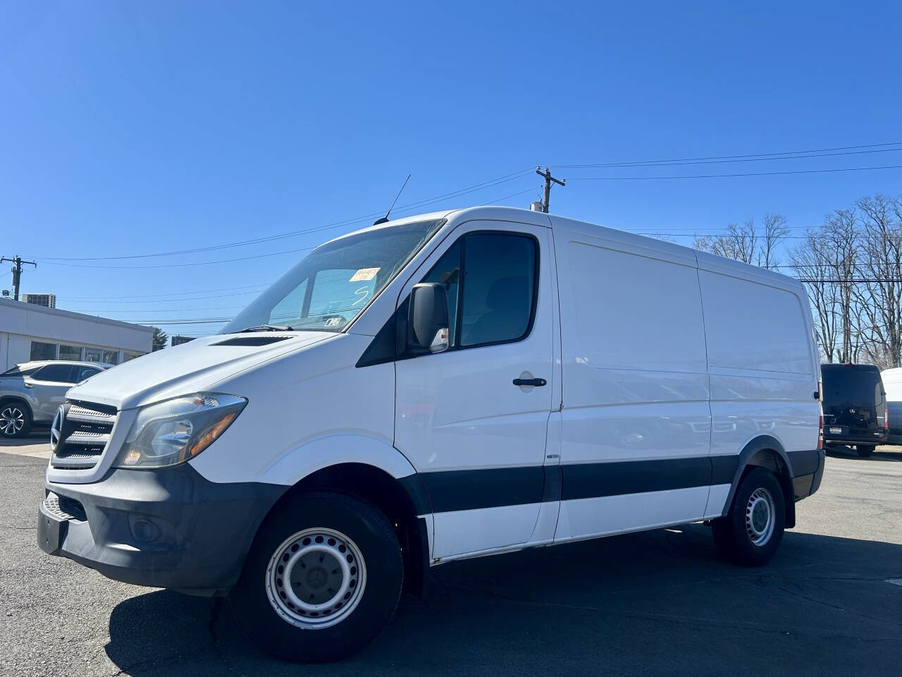 Used 2015 Mercedes-Benz Sprinter 2500 w/ Driver Comfort Package image 2