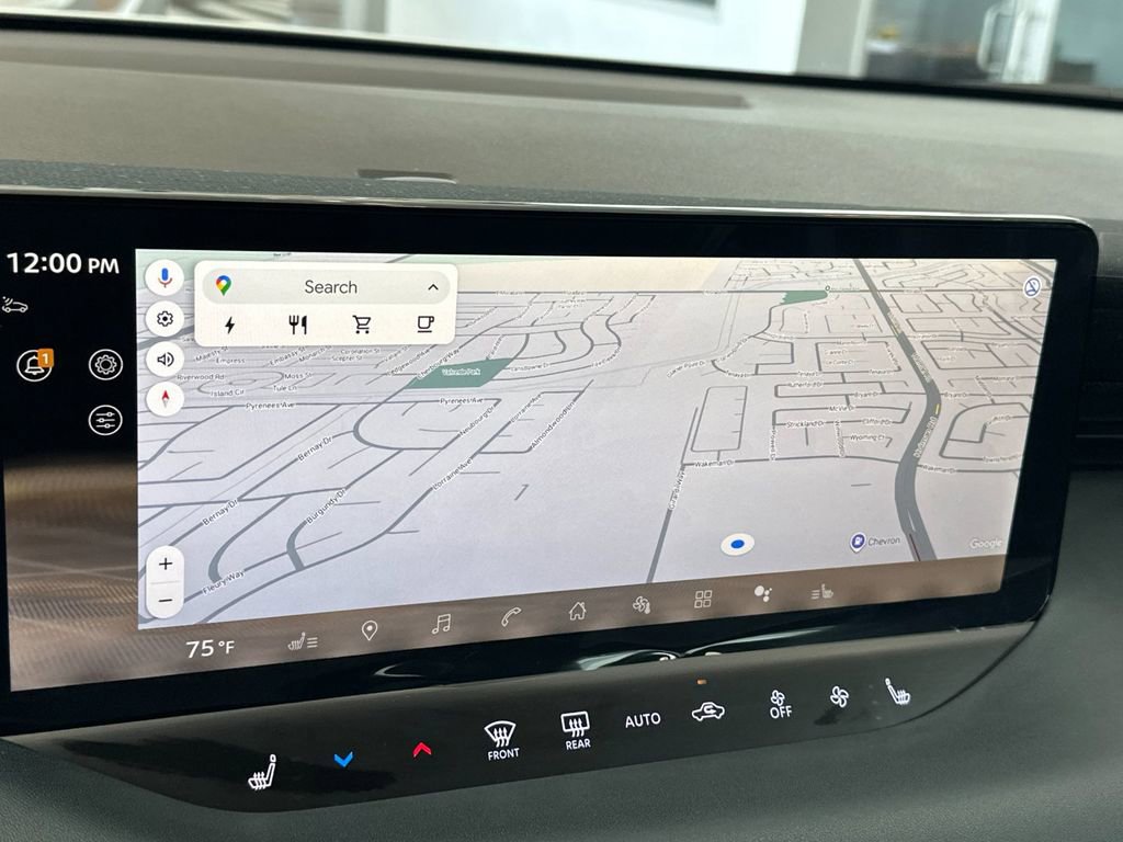 New 2026 Nissan Leaf SV+ w/ Illuminated Package FWD image 18