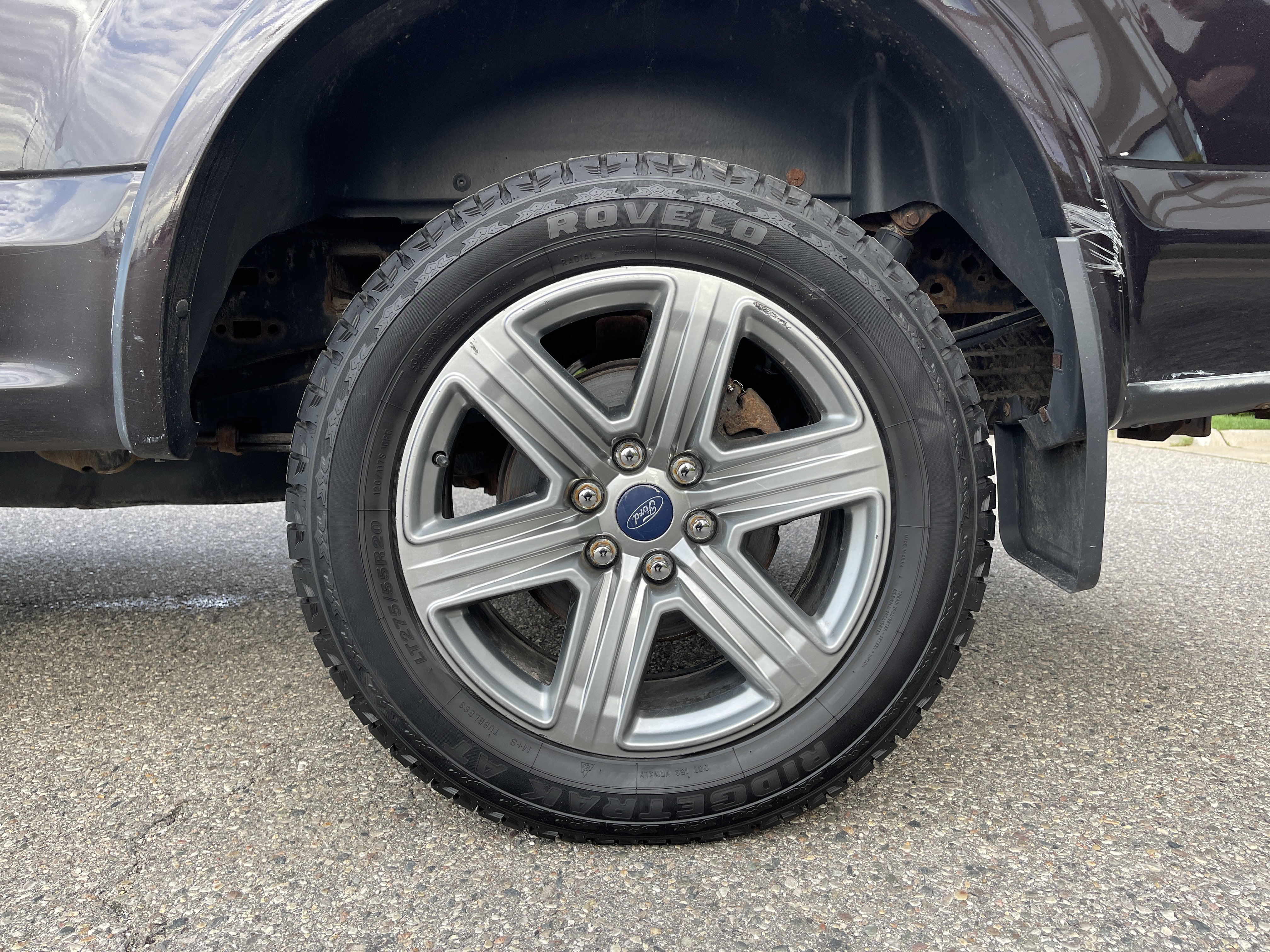 Used 2018 Ford F150 XLT w/ Equipment Group 302A Luxury AWD/4WD image 22
