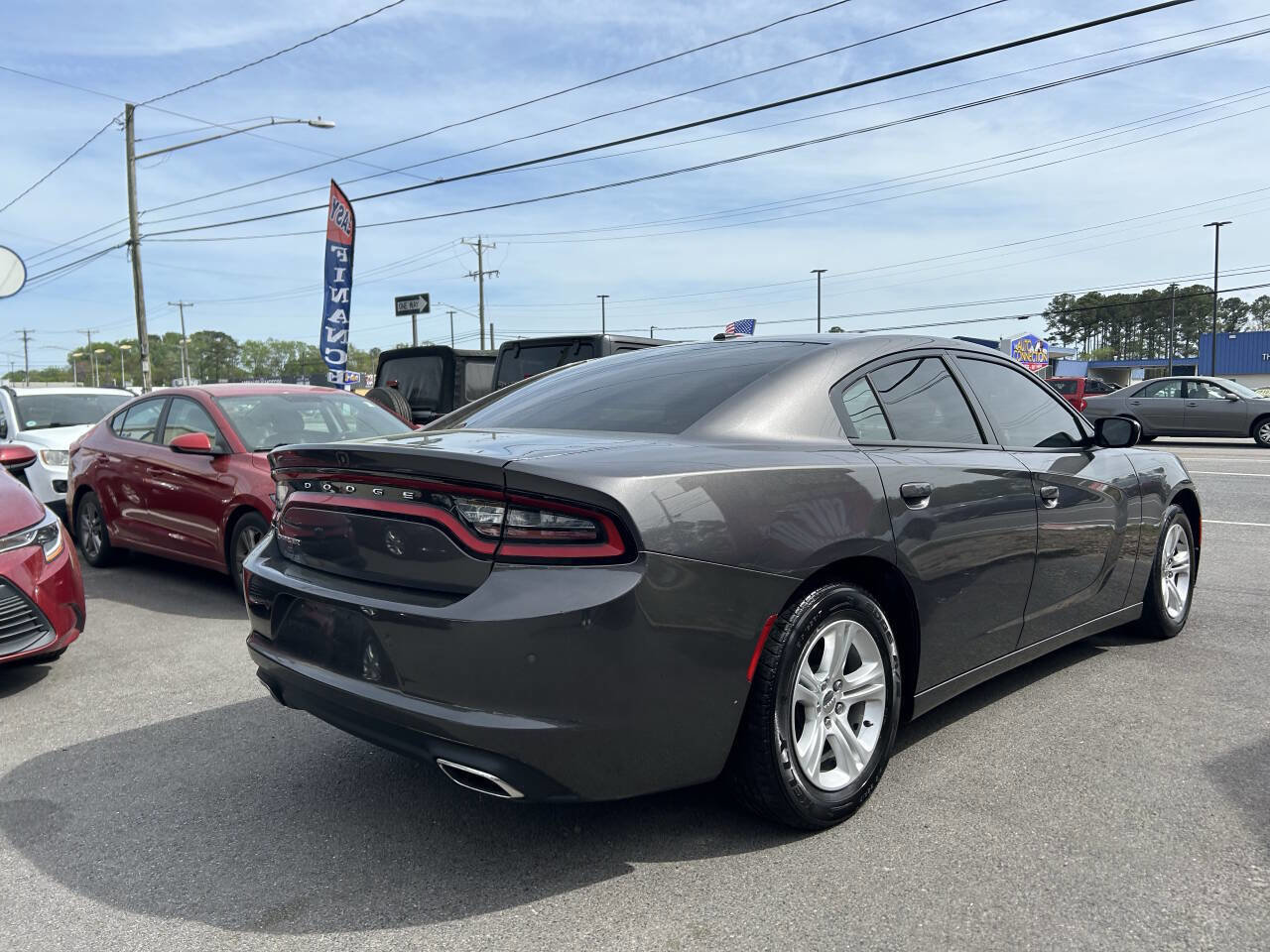 Used 2020 Dodge Charger SXT image 5
