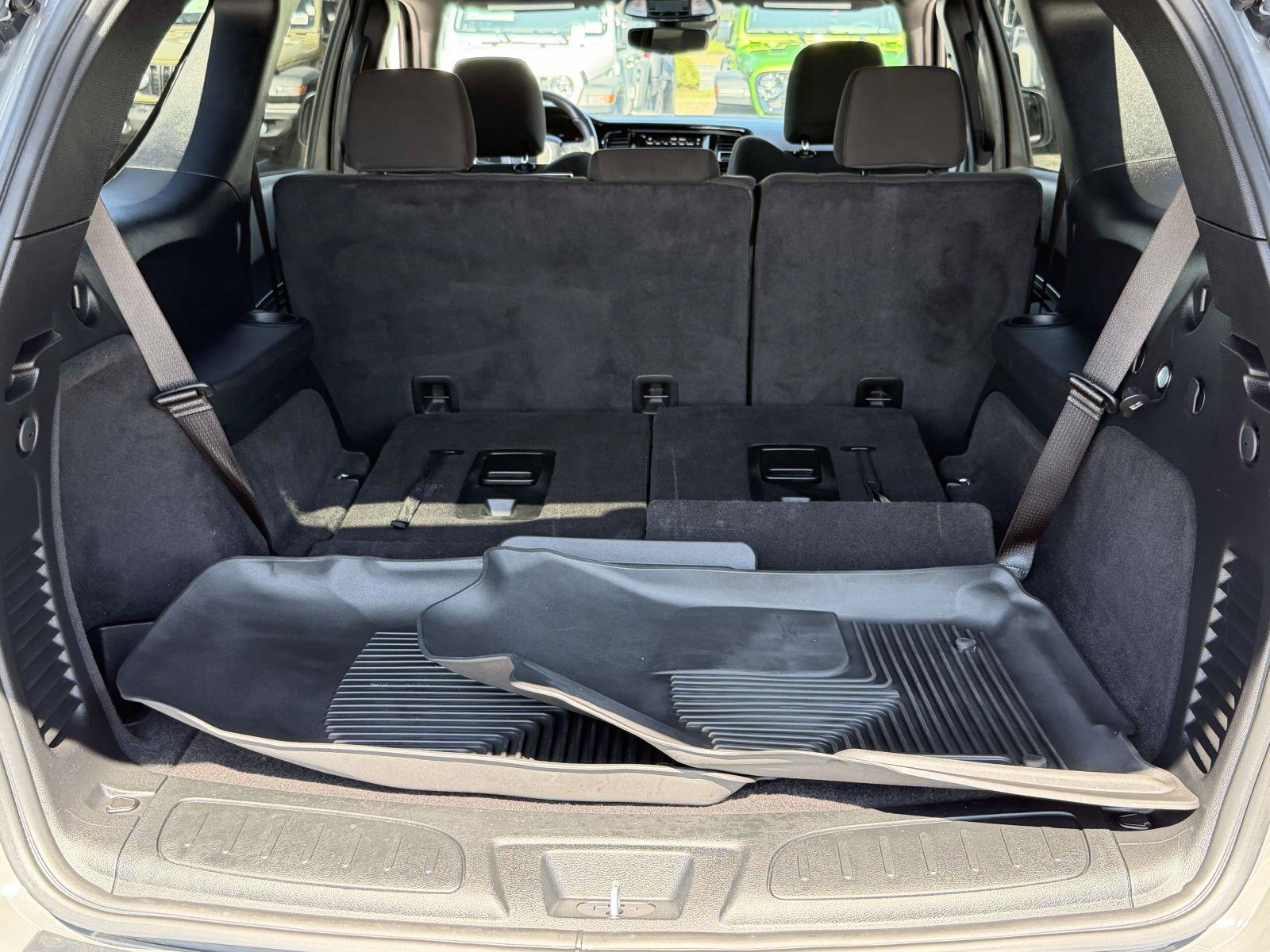 Used 2024 Dodge Durango SXT w/ SXT Blacktop Group AWD/4WD image 36