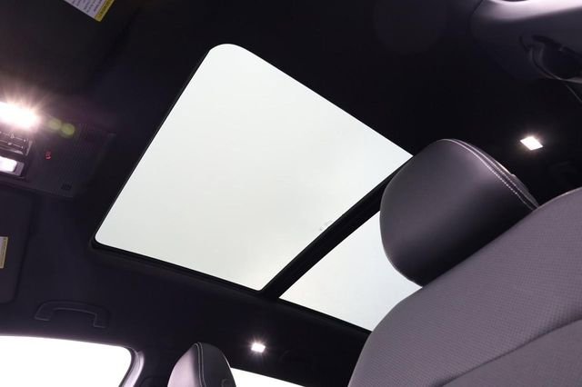 New 2026 Volkswagen Atlas Cross Sport SE image 9