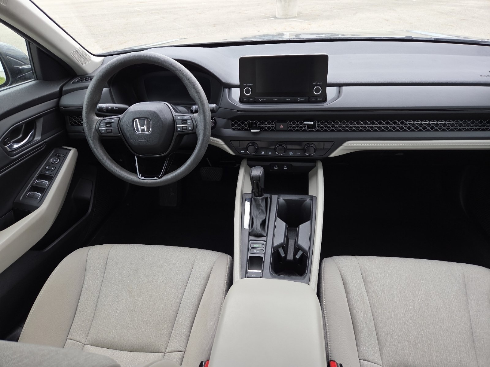 Used 2024 Honda Accord EX image 23