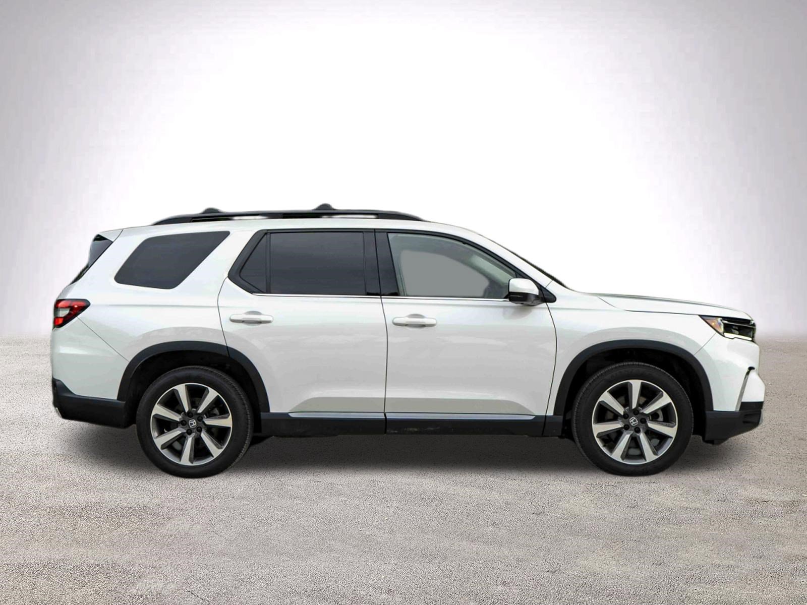 Used 2024 Honda Pilot Elite image 10