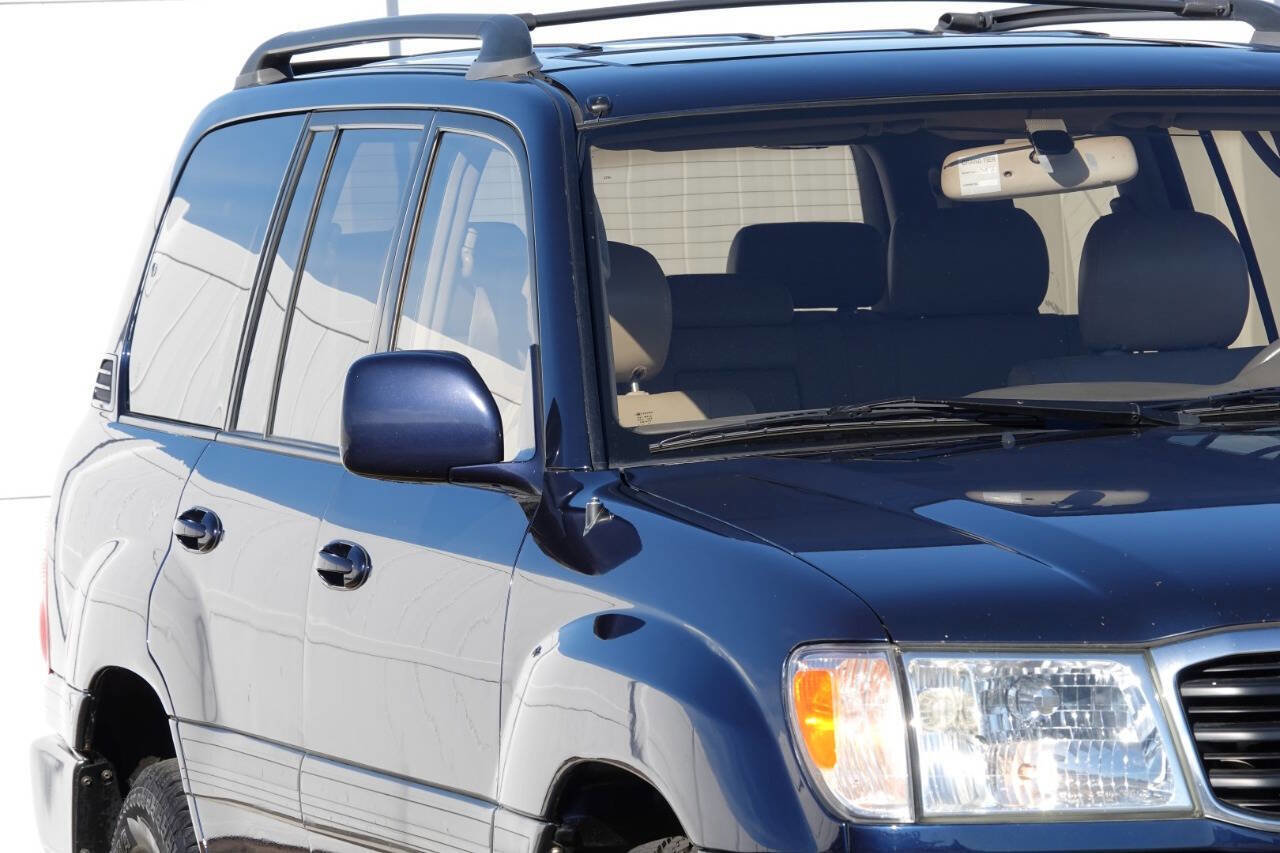 Used 2002 Toyota Land Cruiser AWD/4WD image 40