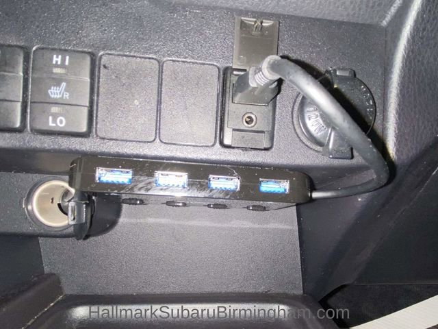 Used 2014 Toyota RAV4 Limited image 20