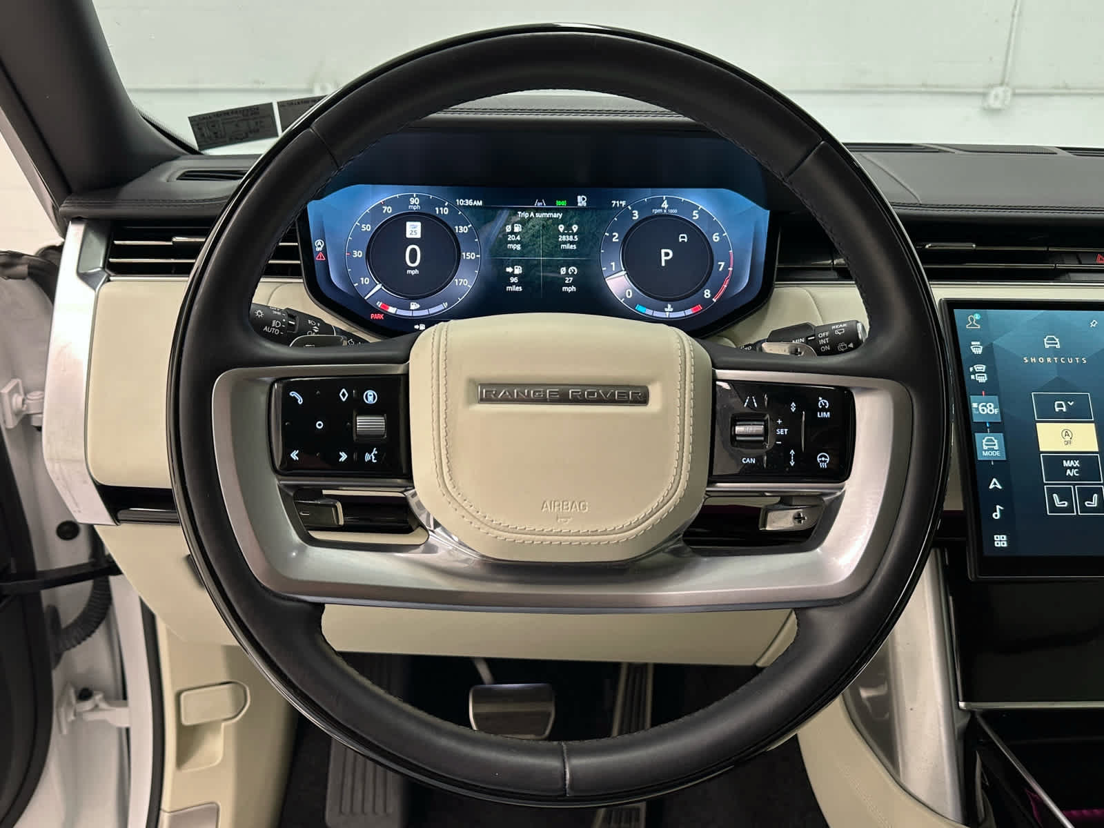 Used 2024 Land Rover Range Rover Long Wheelbase Autobiography AWD/4WD image 24