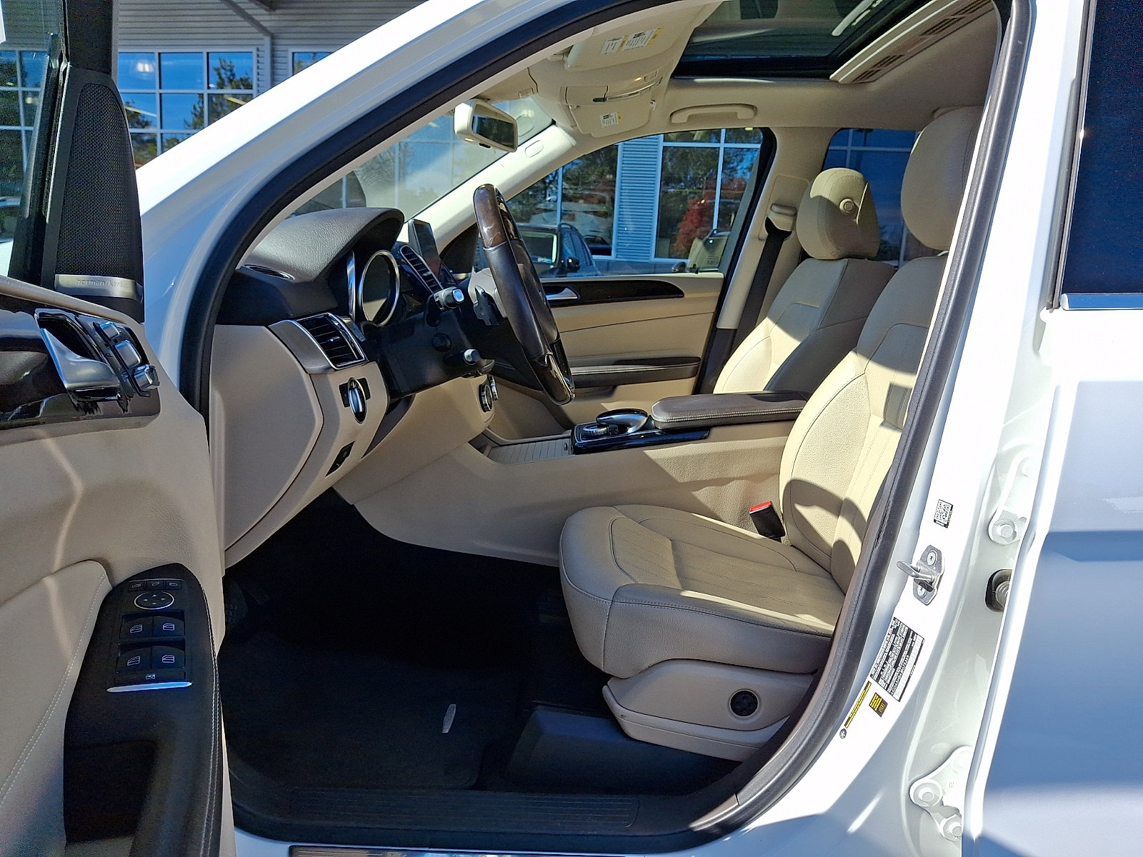 Used 2018 Mercedes-Benz GLE 350 4MATIC image 14