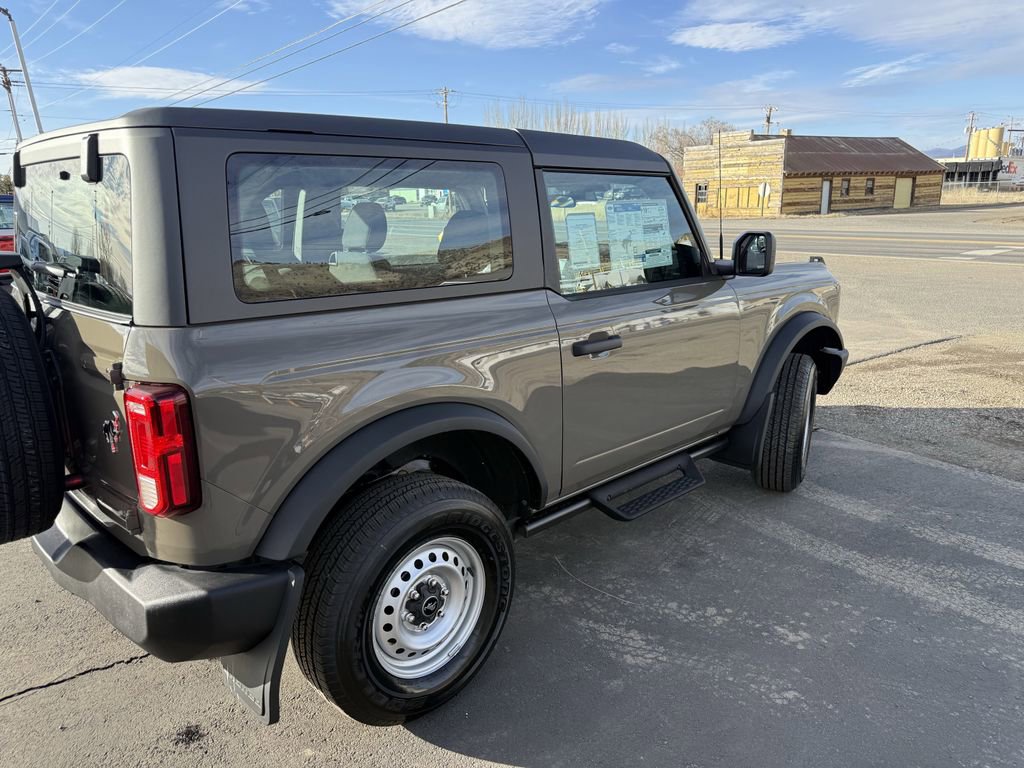 New 2025 Ford Bronco 2-Door image 4