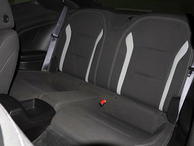 Used 2016 Chevrolet Camaro SS RWD image 13