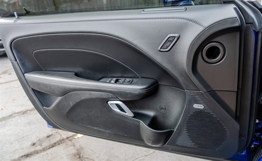 Used 2022 Dodge Challenger R/T w/ Plus Package image 26