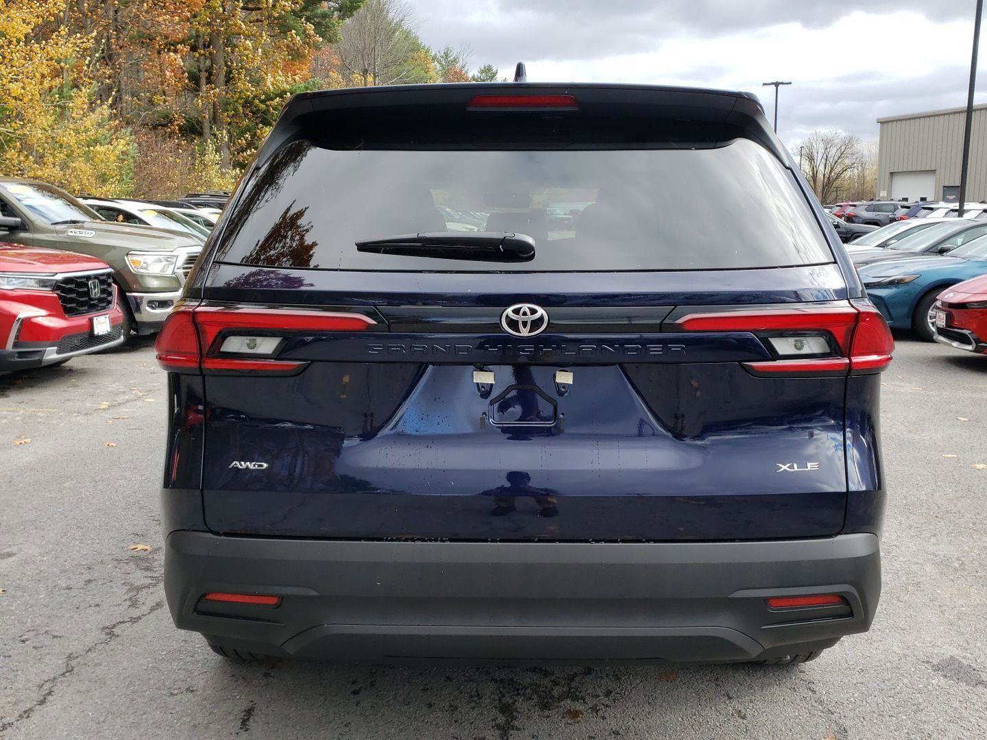 New 2026 Toyota Grand Highlander XLE image 6