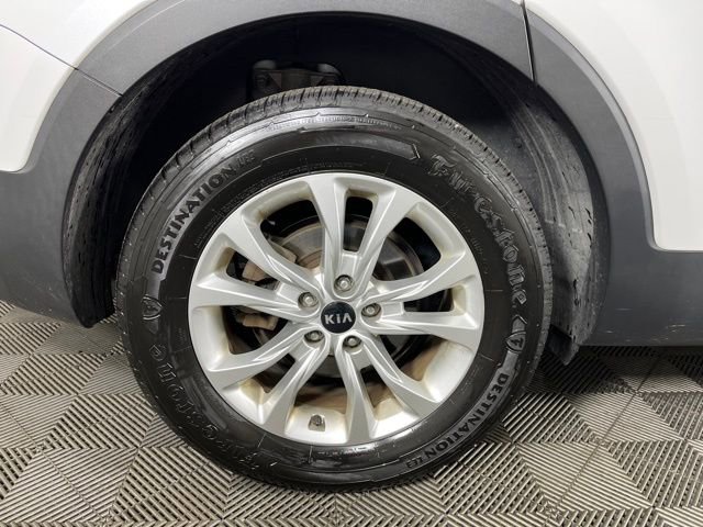 Used 2020 Kia Telluride LX AWD/4WD image 12