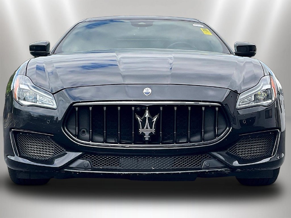 Used 2022 Maserati Quattroporte Modena RWD image 2