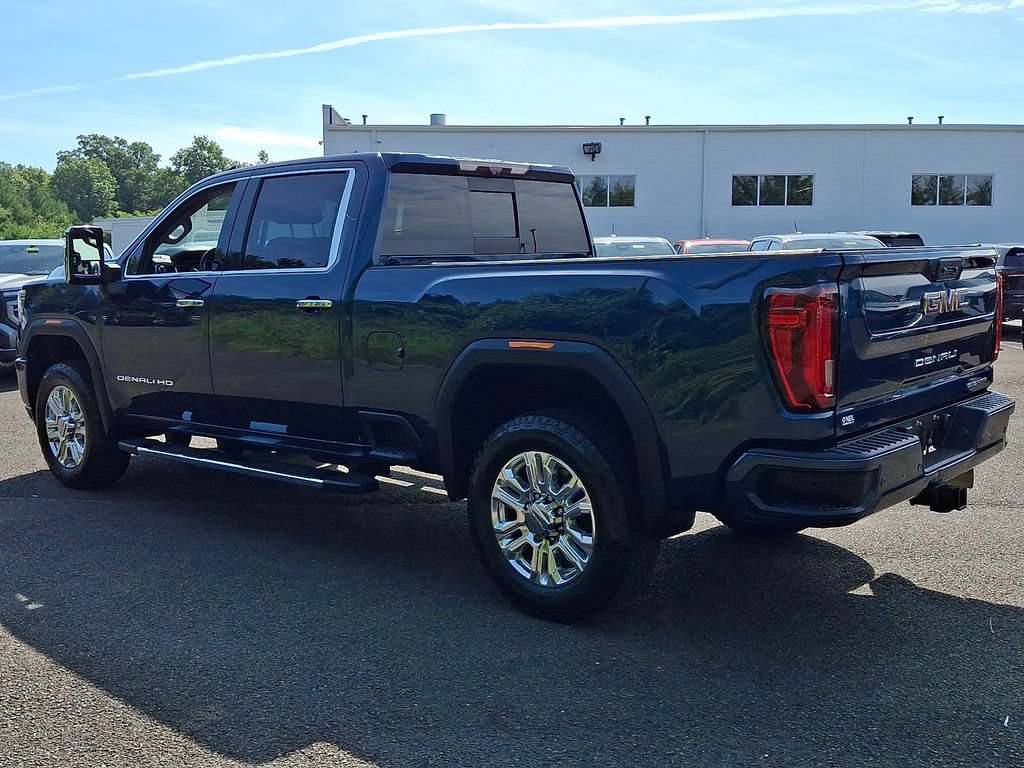 Certified 2020 GMC Sierra 2500 Denali w/ Denali Ultimate Package AWD/4WD image 4