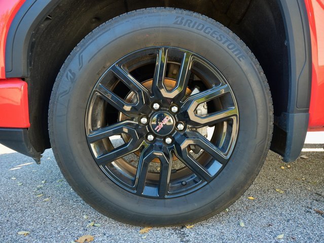 Used 2022 GMC Sierra 1500 Elevation w/ LPO, Elevation Black Package image 27