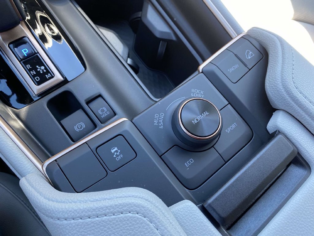 New 2026 Toyota Grand Highlander AWD Hybrid image 21