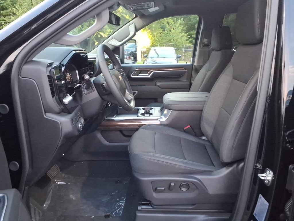 New 2026 Chevrolet Silverado 2500 LT w/ All Star Edition AWD/4WD image 12