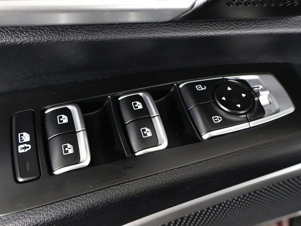 Used 2022 Kia Telluride LX image 38