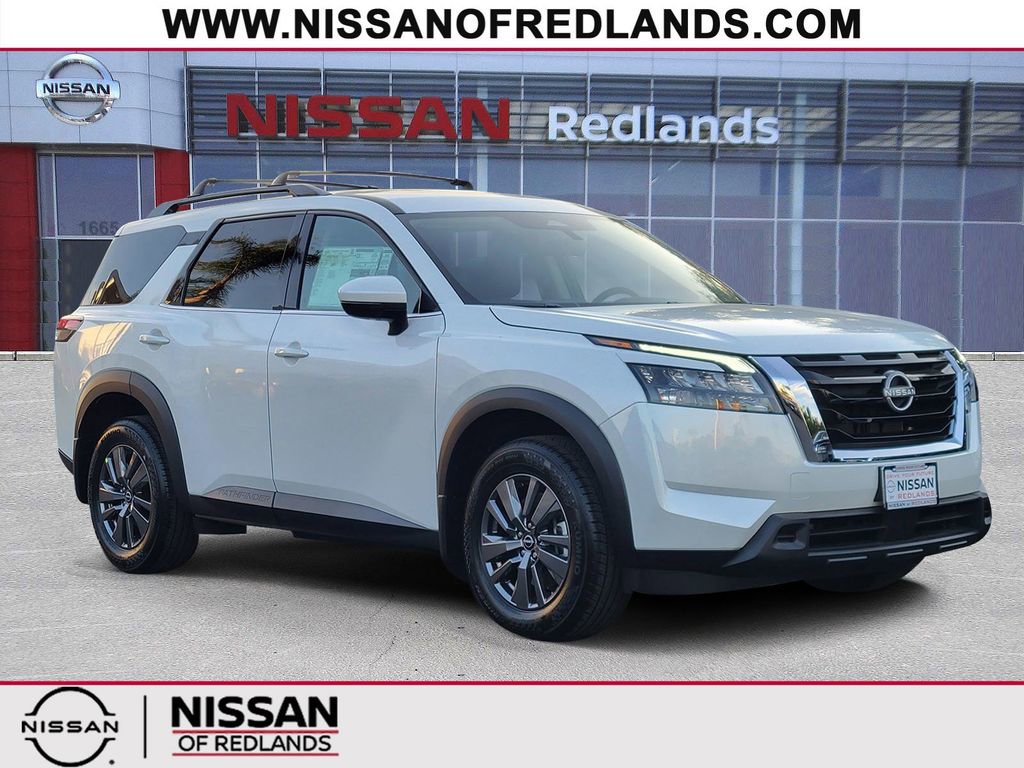New 2025 Nissan Pathfinder SV