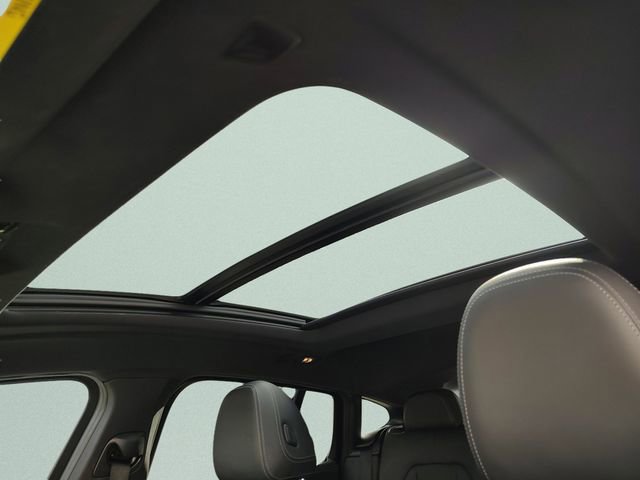 Used 2023 BMW X4 M w/ Executive Package image 28