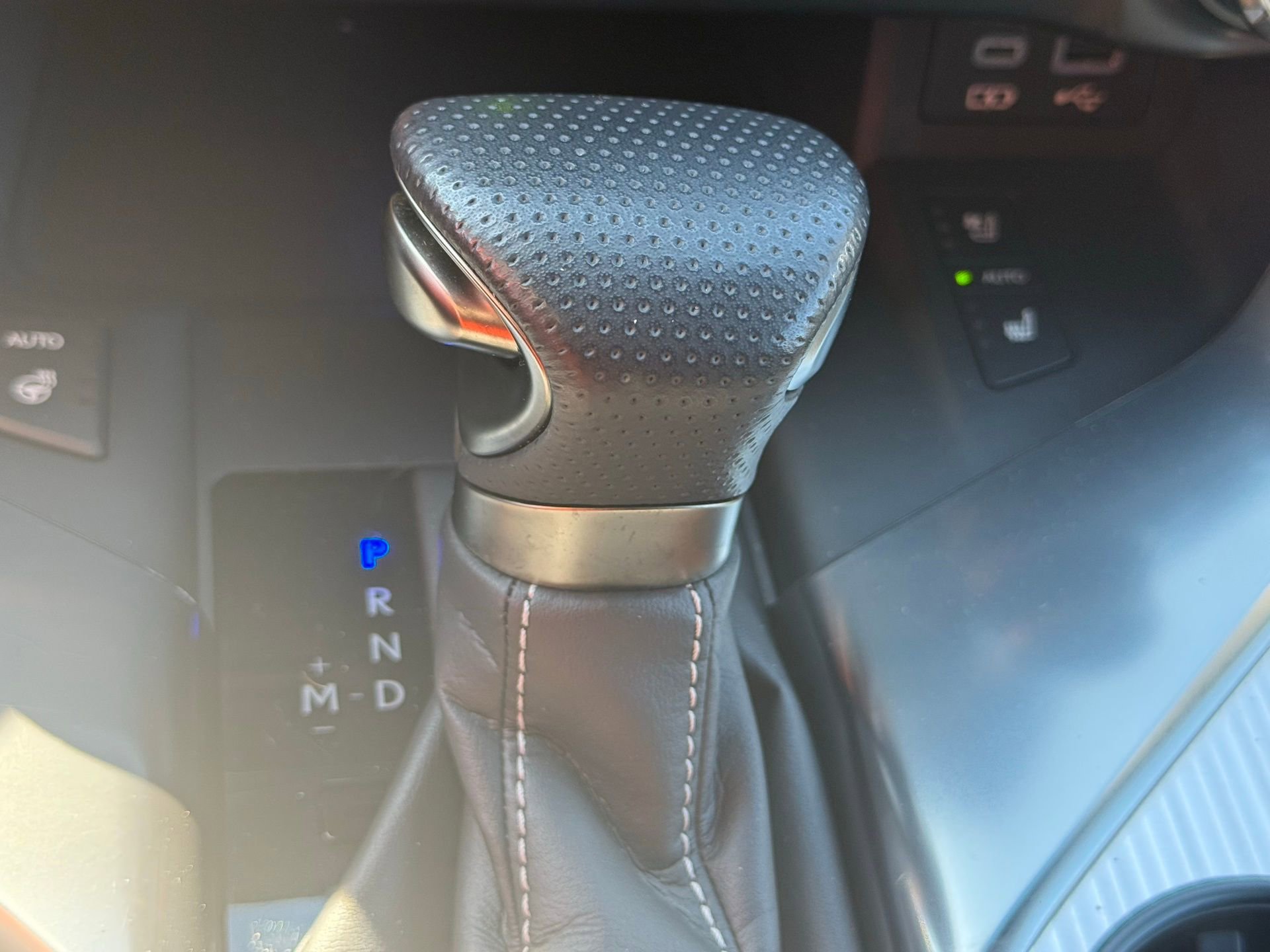 Used 2024 Lexus LX 600 F Sport image 47