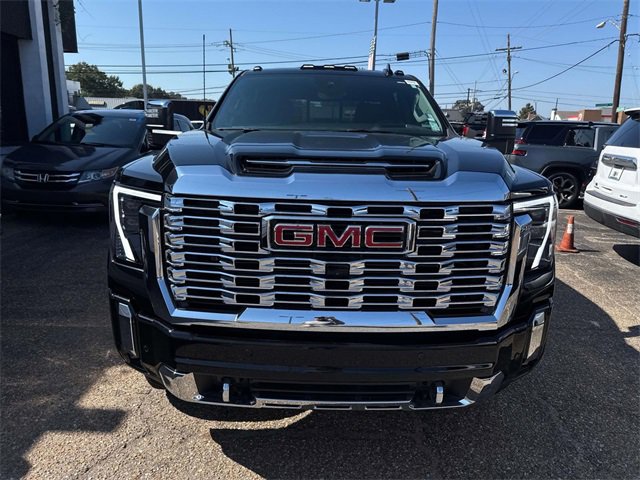 Certified 2025 GMC Sierra 2500 Denali w/ Denali Reserve Package image 2