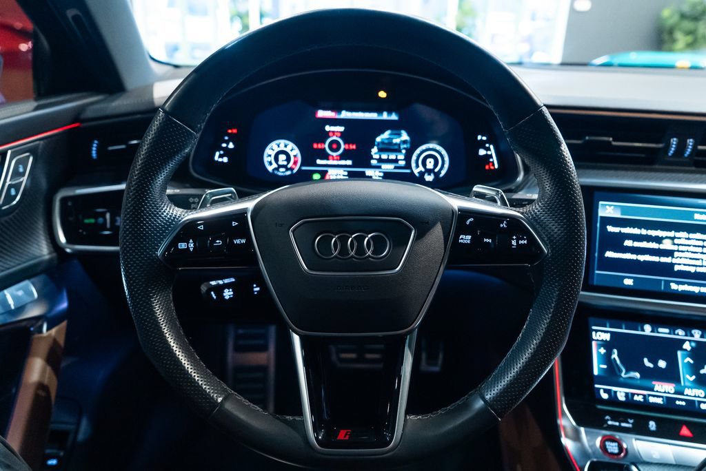 Used 2021 Audi RS 6 AWD/4WD image 5