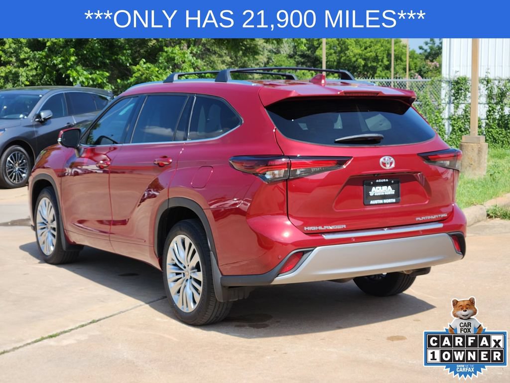Used 2024 Toyota Highlander Platinum AWD/4WD image 6