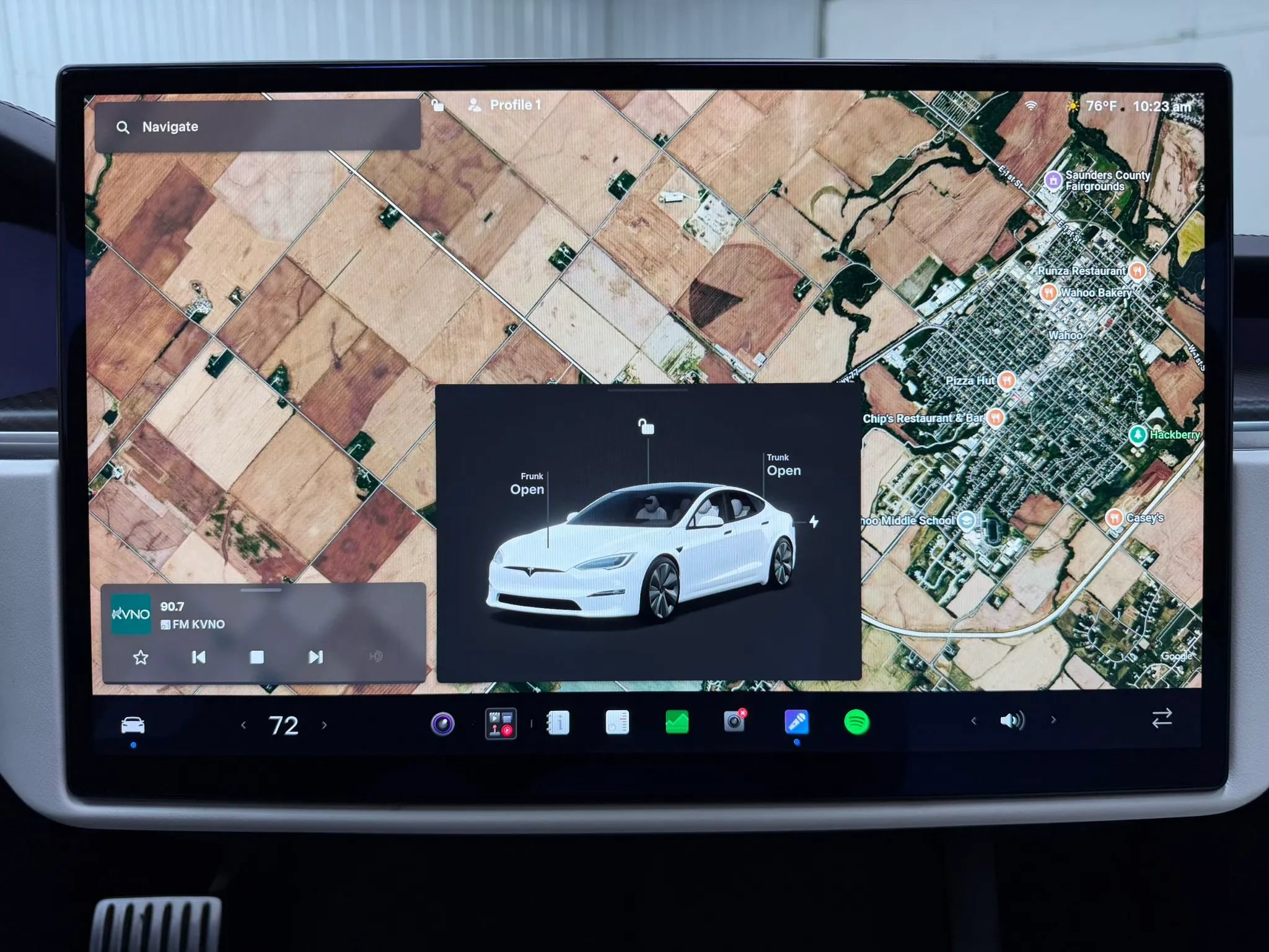 Used 2022 Tesla Model S Plaid AWD/4WD image 24