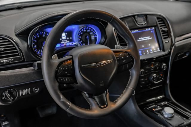 Used 2022 Chrysler 300 S w/ Comfort Group RWD image 23