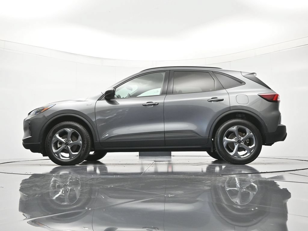 Used 2025 Ford Escape ST-Line Select AWD/4WD image 43