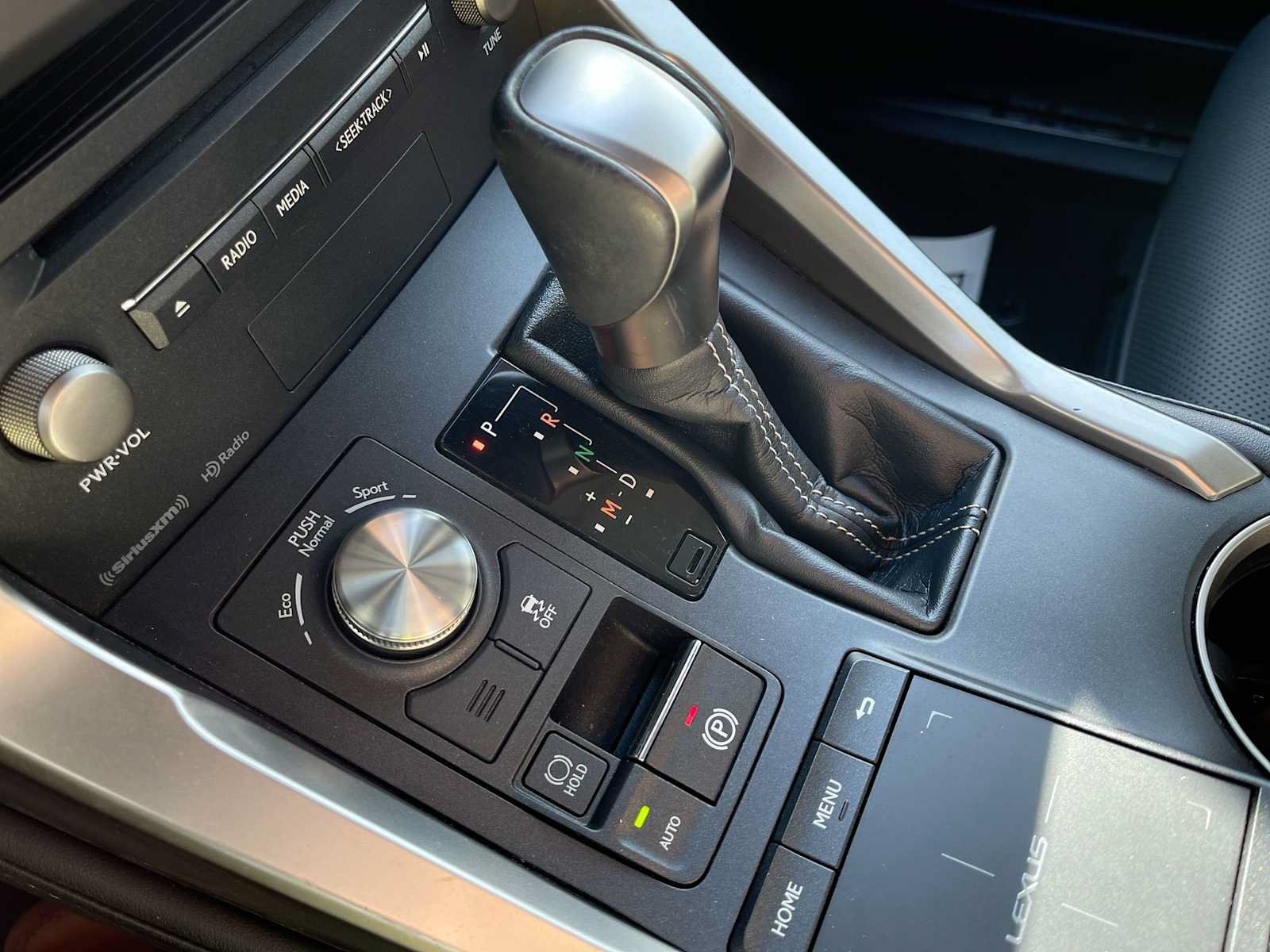 Used 2018 Lexus NX 300 FWD image 23