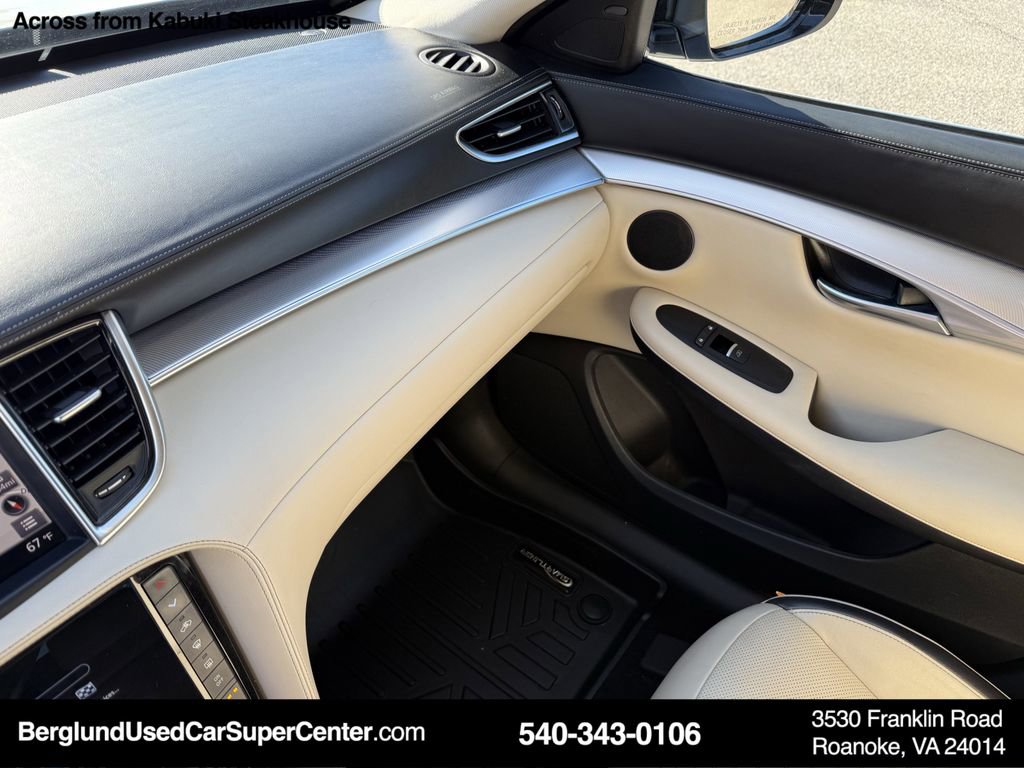 Used 2021 INFINITI QX50 Essential w/ Convenience Package image 31