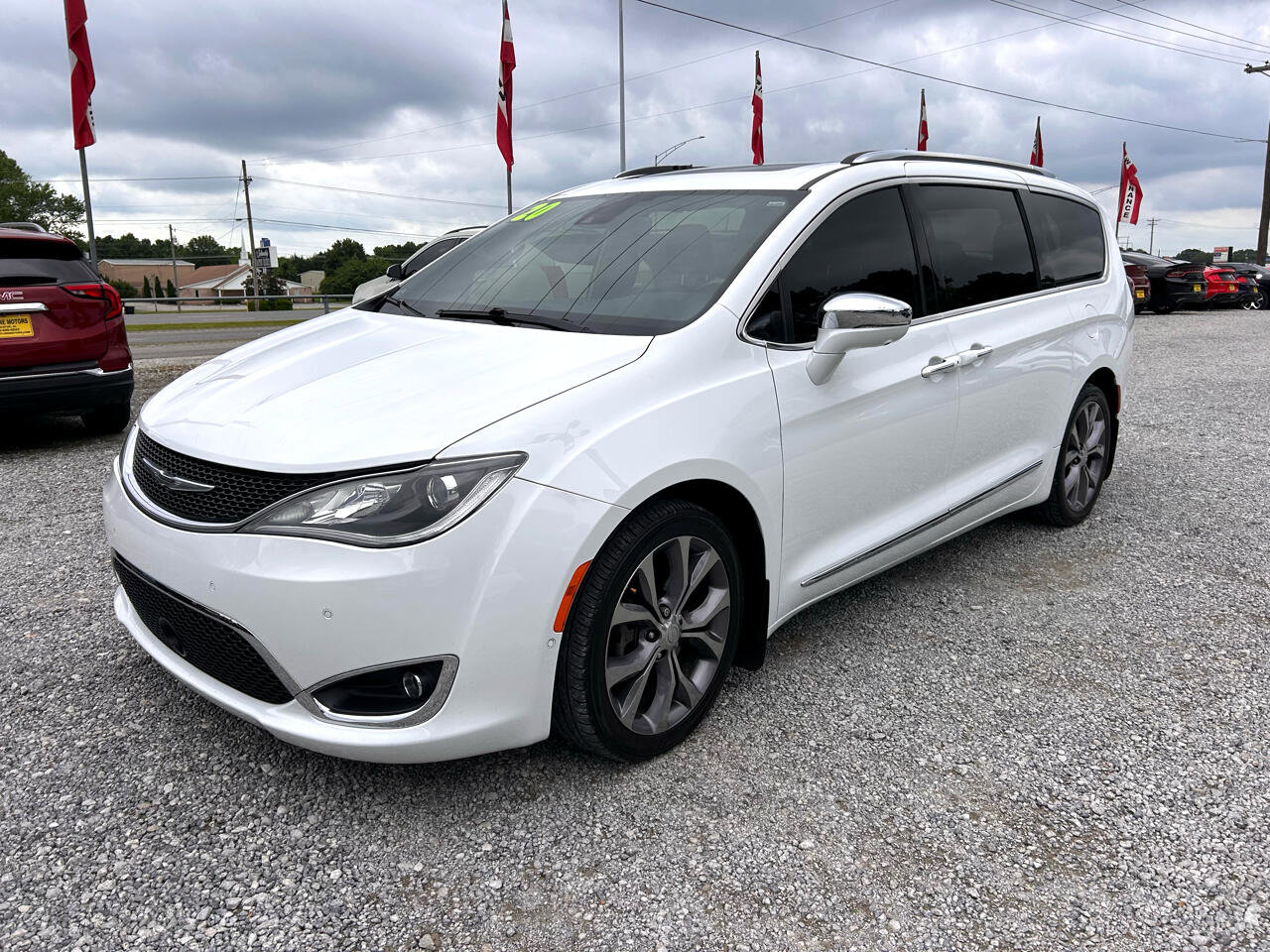 Used 2020 Chrysler Pacifica Limited image 19