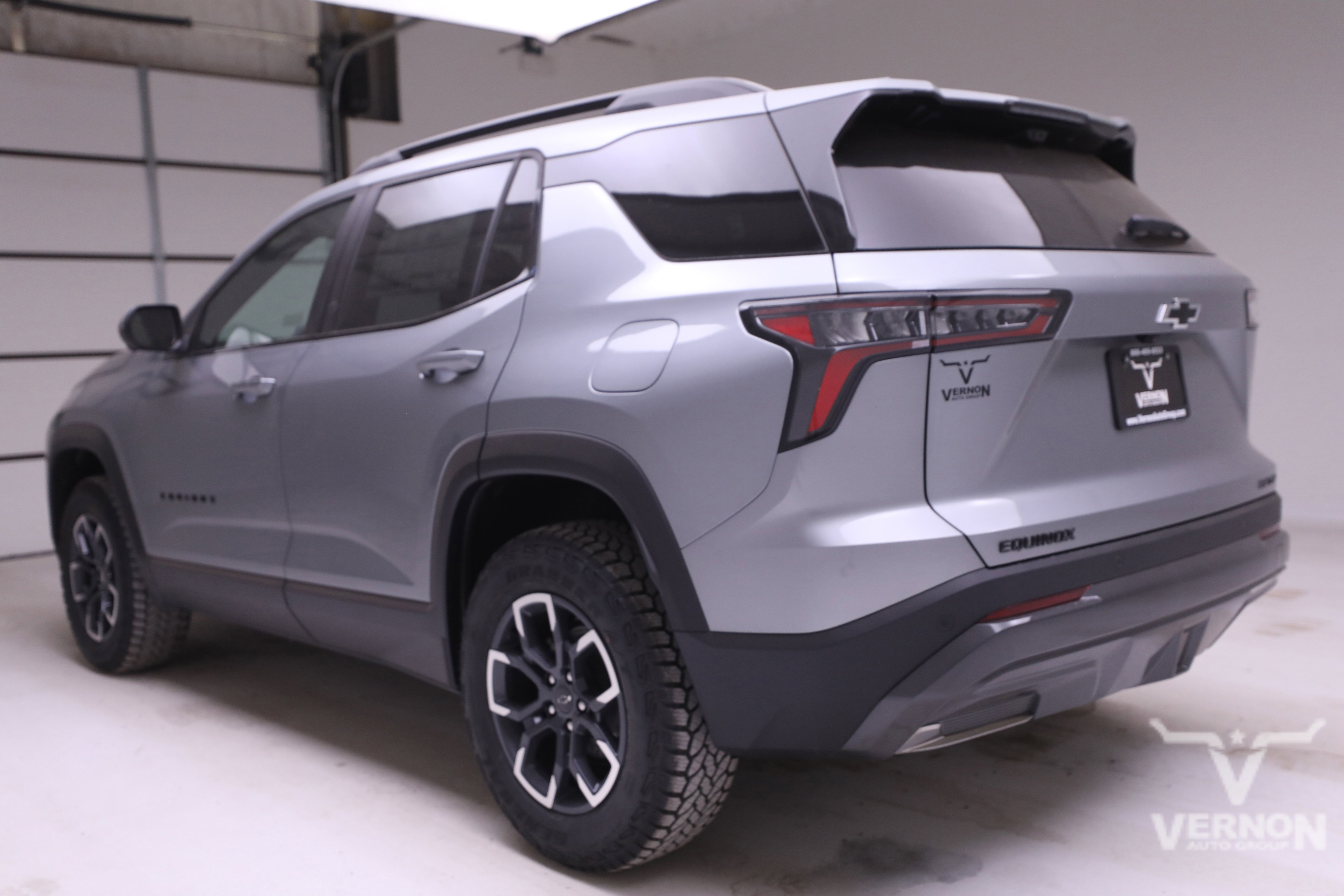 New 2026 Chevrolet Equinox ACTIV w/ Safety and Technology Package image 3